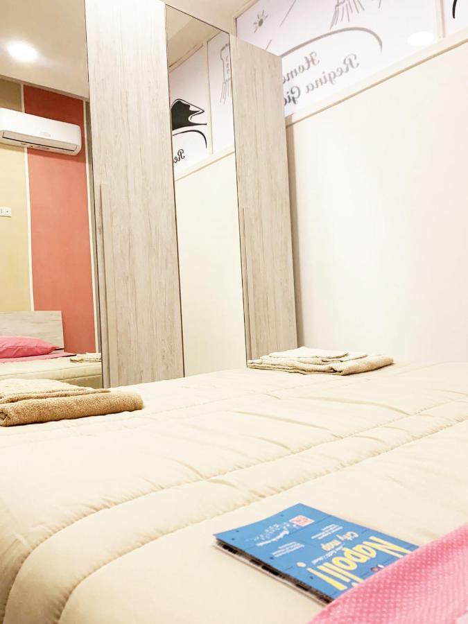 Home Regina Giovanna Napoli Eksteriør billede