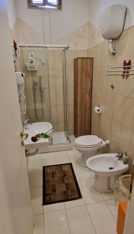Home Regina Giovanna Napoli Eksteriør billede